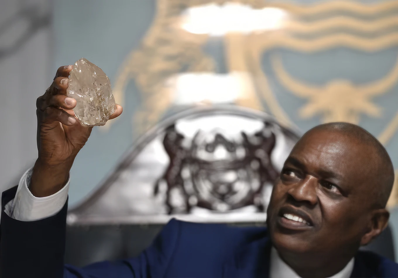 President Masisi of Botswana was shown the diamond. 2,492-Carat Diamond was presented to the President of Botswana. Century-Old Record Challenged: Lucara Unveils 2,492-Carat Diamond. News