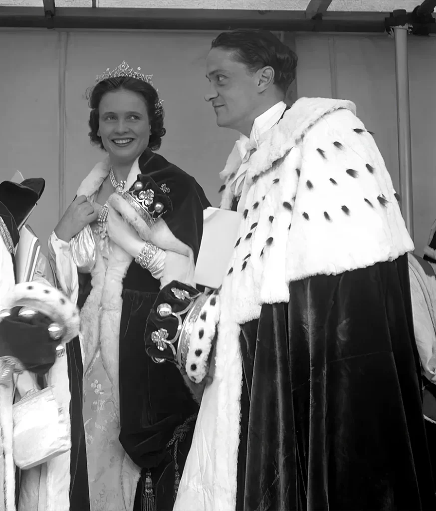 Lord and Lady Woolton, and the Marquess and Marchioness of Anglesey at the Coronation of Queen Elizabeth II at Westminster Abbey, London. Sotheby's Auction House to Present Diamond Necklace That Predates the French Revolution. US