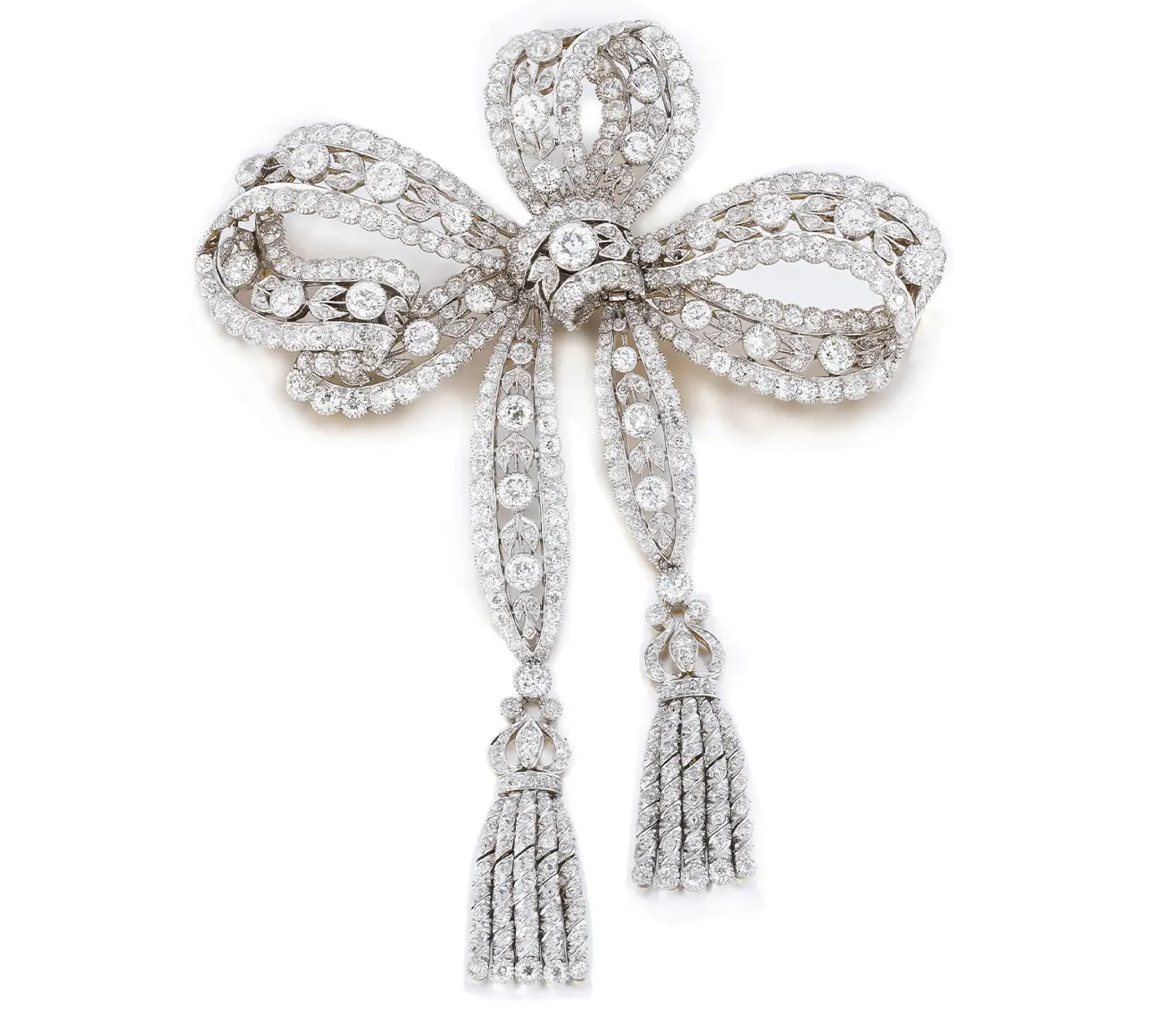 Shirley Bassey s diamond bow brooch. Historic Jewelry Auction Astounds Everyone with Shirley Bassey’s Glamorous Collection. US