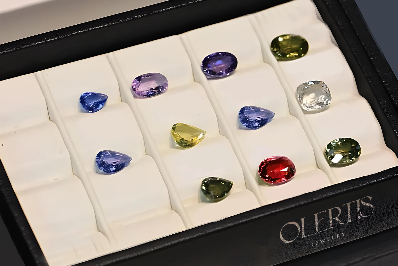 Gems Exhibition. Sapphires Rubies Citrines Tanzanites. From Price-Focused Buyers to Award-Winning Gems: AGTA GemFair Recap. News