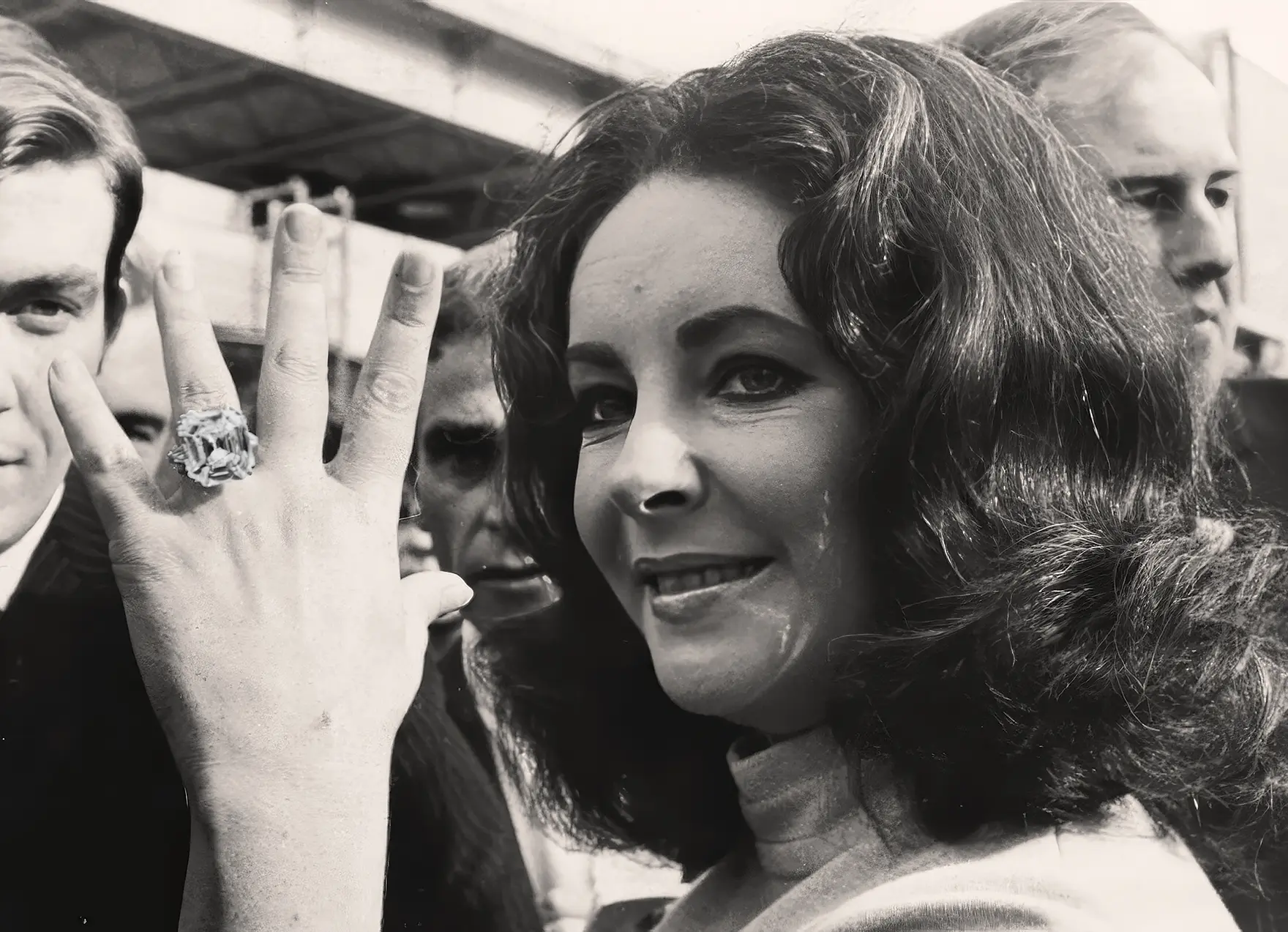 Elizabeth Taylor blue-white 33,20-carat octagon-cut diamond ring. Stolen, Lost, and Feared: The Fascinating Stories of Legendary Diamonds. News