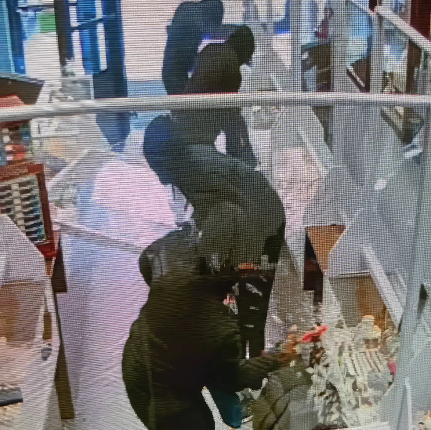 Robbers smash jewelry counters and steal jewelry. Police Arrest Two Men in Connection With 1.7M Dollars Jewelry Theft. News