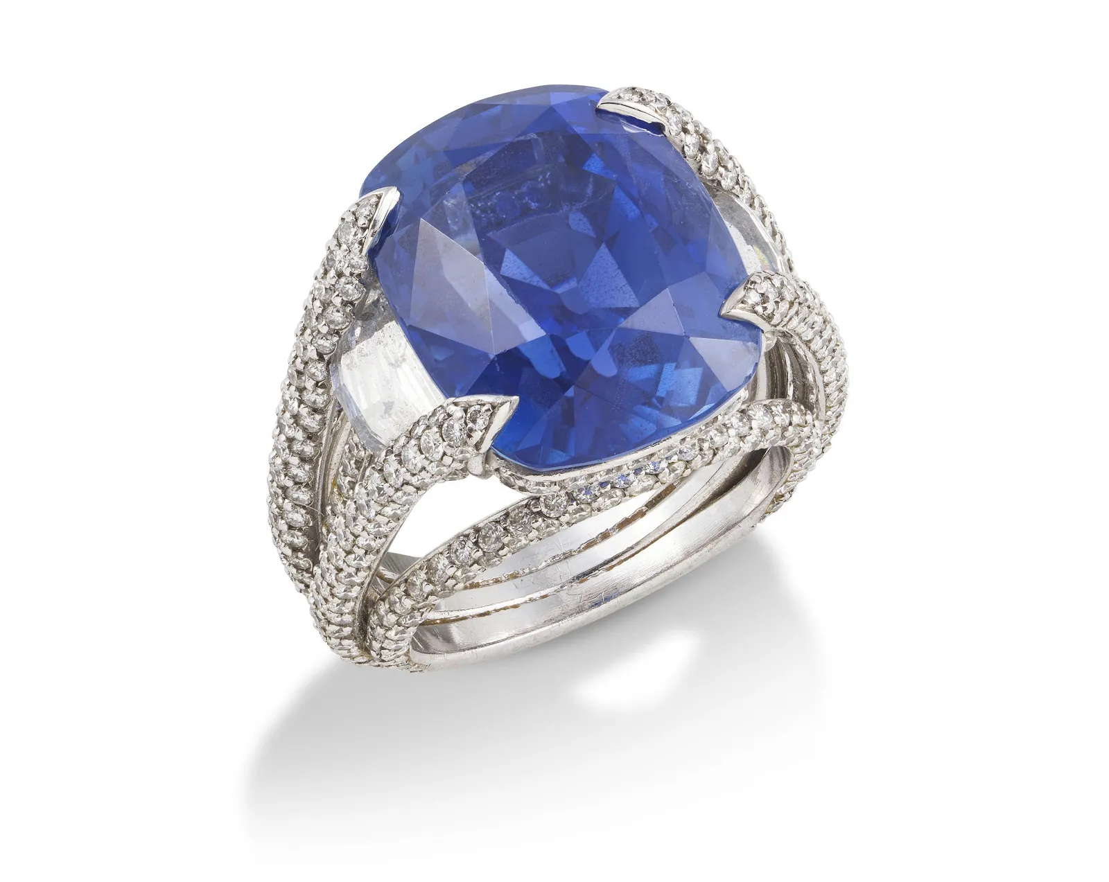 Bonhams Brings the Past to Life with Chaumet’s Hidden Jewels. News | Olertis Sapphire And Diamond Ring holding a 21.03 carat blue sapphire from Sri-Lanka. Bonhams Brings the Past to Life with Chaumet’s Hidden Jewels. News