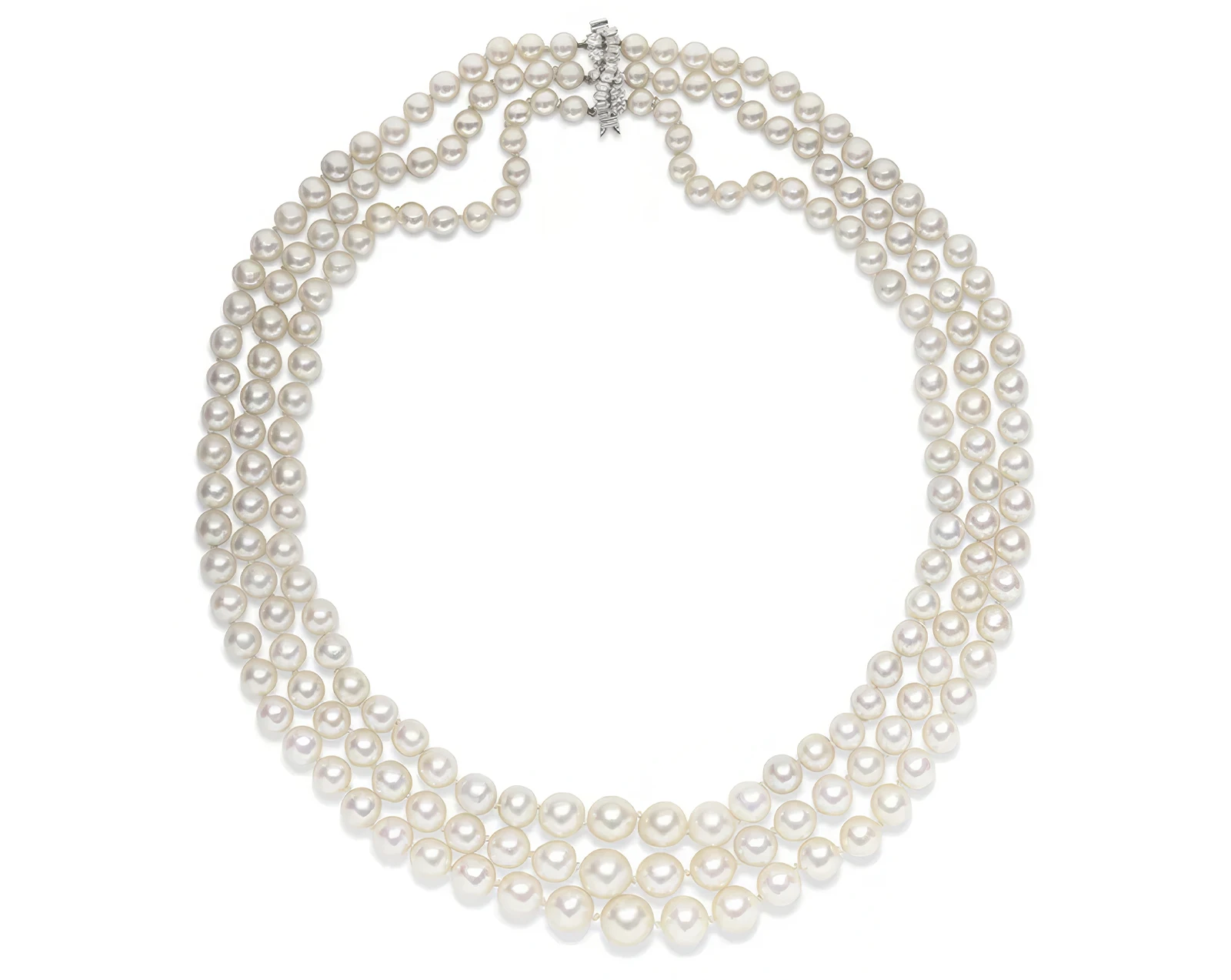 Masterpieces from Famous Design Houses Will Be Displayed at Christie’s Paris Online Auction. News | Olertis A Chaumet necklace contains three rows of round and oval natural pearls. Masterpieces from Famous Design Houses Will Be Displayed at Christie’s Paris Online Auction. News