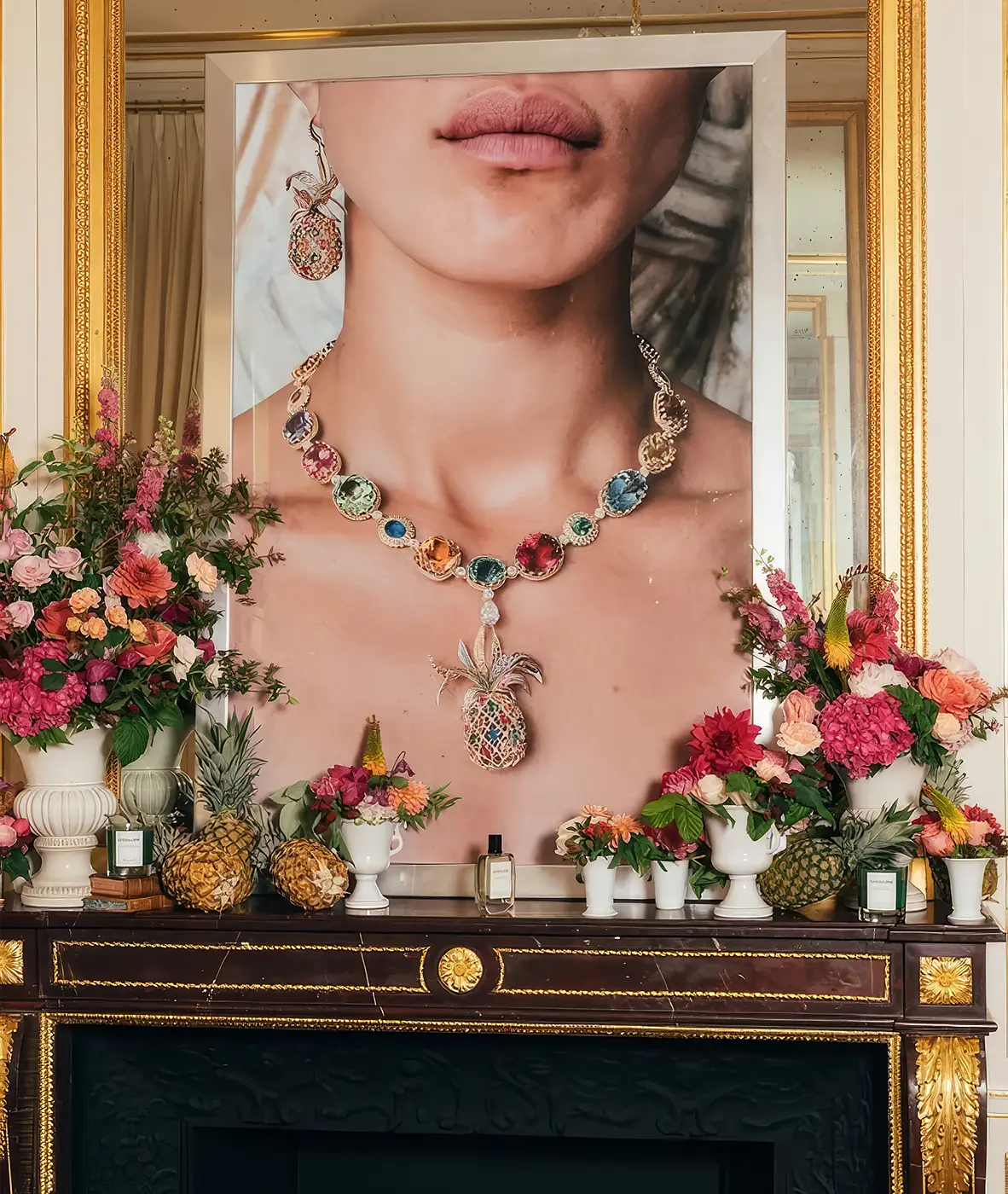 Mellerio Creates Pineapple-Themed Jewelry Set Inspired by Marie Antoinette’s Décor. News | Olertis A painting with a different gemstones pineapple necklace on the girl's neck. Mellerio Creates Pineapple-Themed Jewelry Set Inspired by Marie Antoinette’s Décor. News