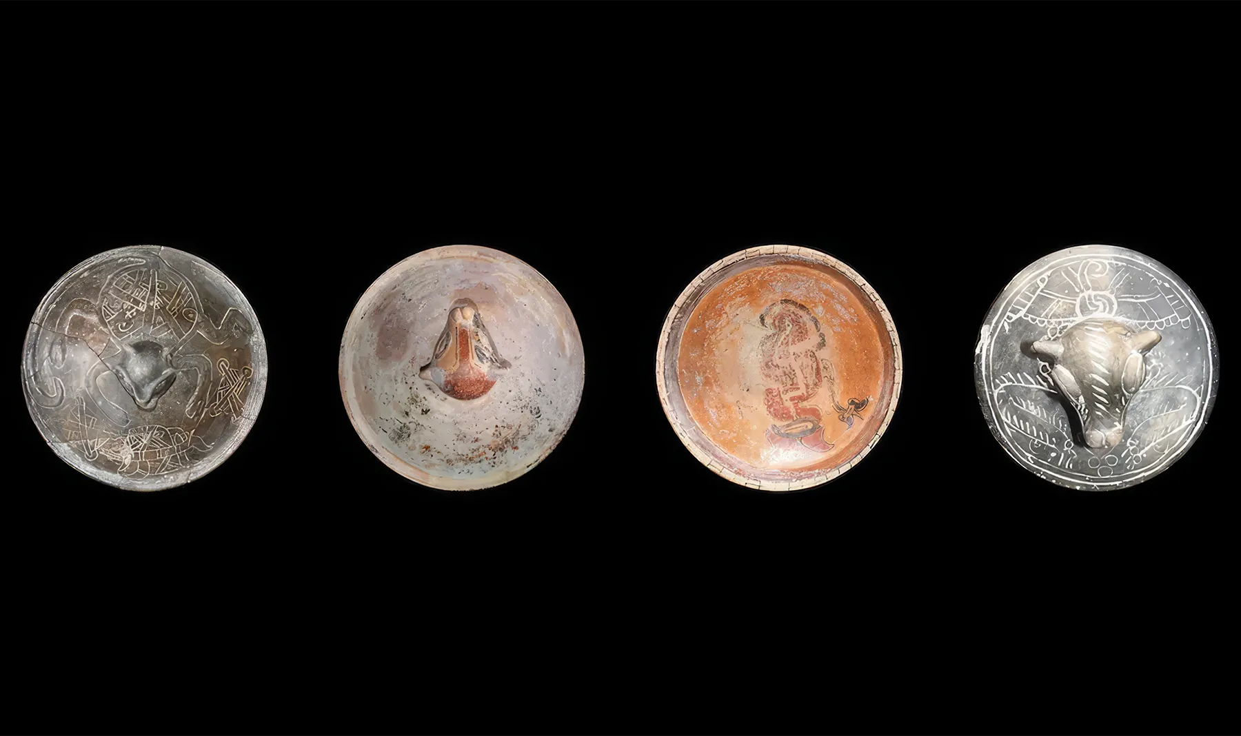 The Secrets of an Ancient Tomb of a Mayan King Discovered in Belize. News | Olertis The pottery found in the tomb likely belonged to a high status or wealthy individual. The Secrets of an Ancient Tomb of a Mayan King Discovered in Belize. News