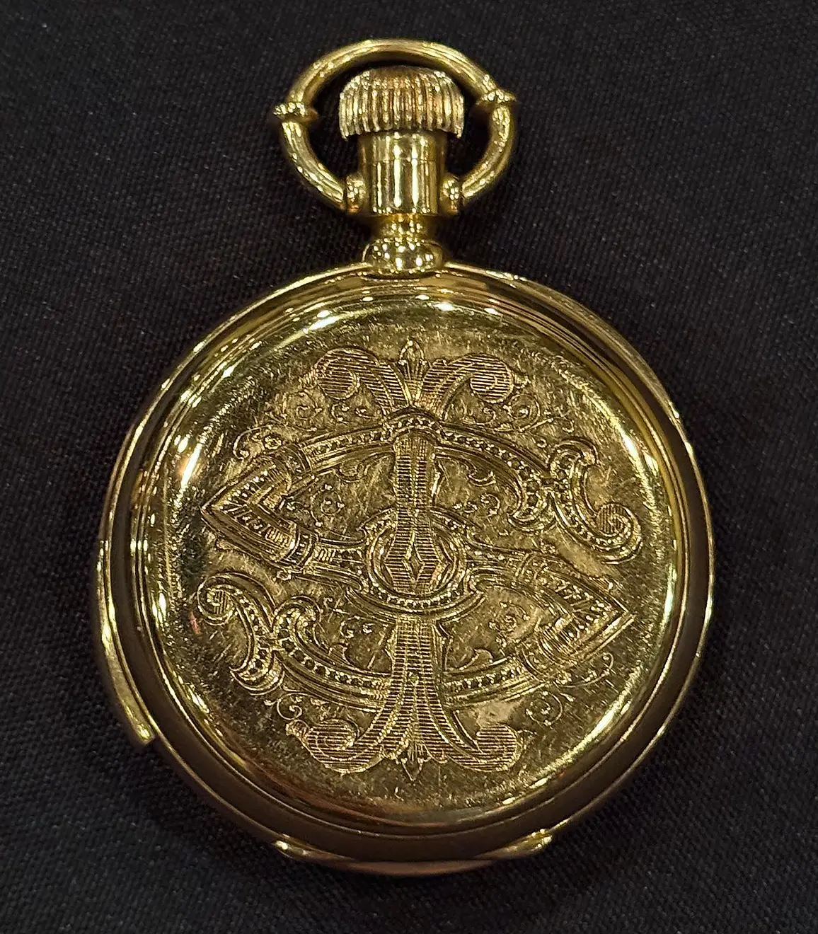 The back of a Jules Jürgensen gold watch with personalized engraving. The Isidor Straus Titanic Pocket Watch Sold for 2.33M Dollars — A Record-Setting Piece of History. News.